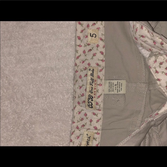 ~ One Tuff Love~ Khaki shorts size 5. - Picture 4 of 5